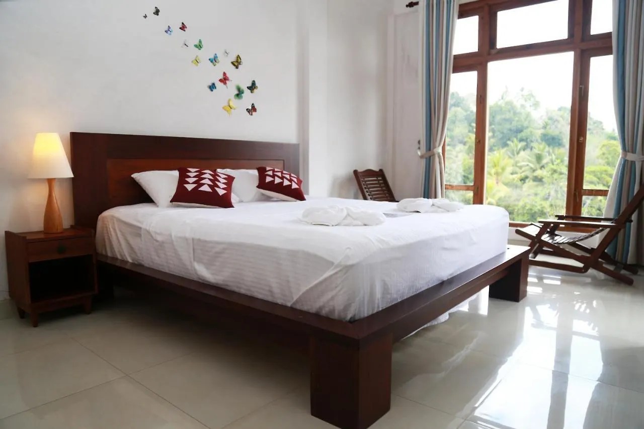 Проживание в семье Chathu Holiday Home Канди