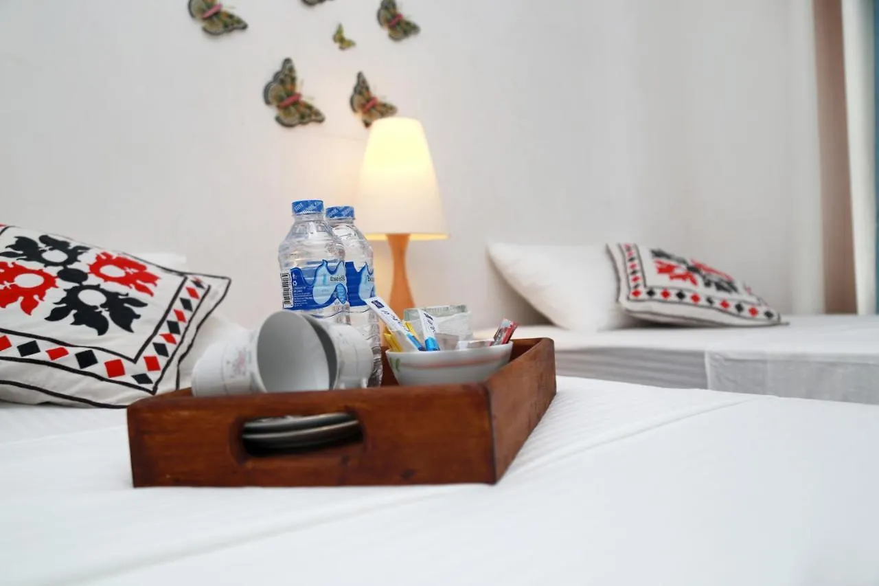 Chathu Holiday Home Канди Проживание в семье