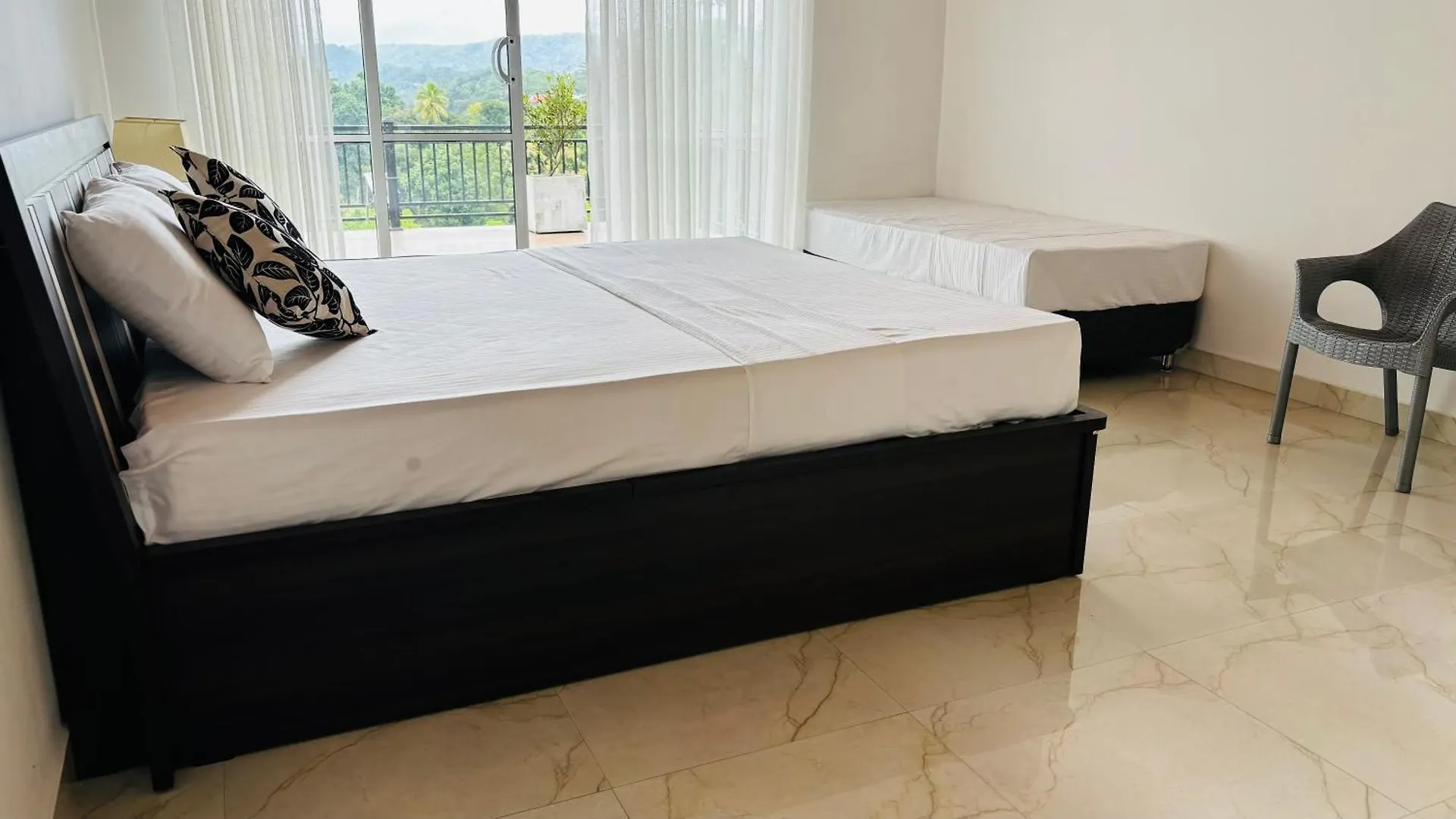 Chathu Holiday Home Канди 0*,  Шри-Ланка