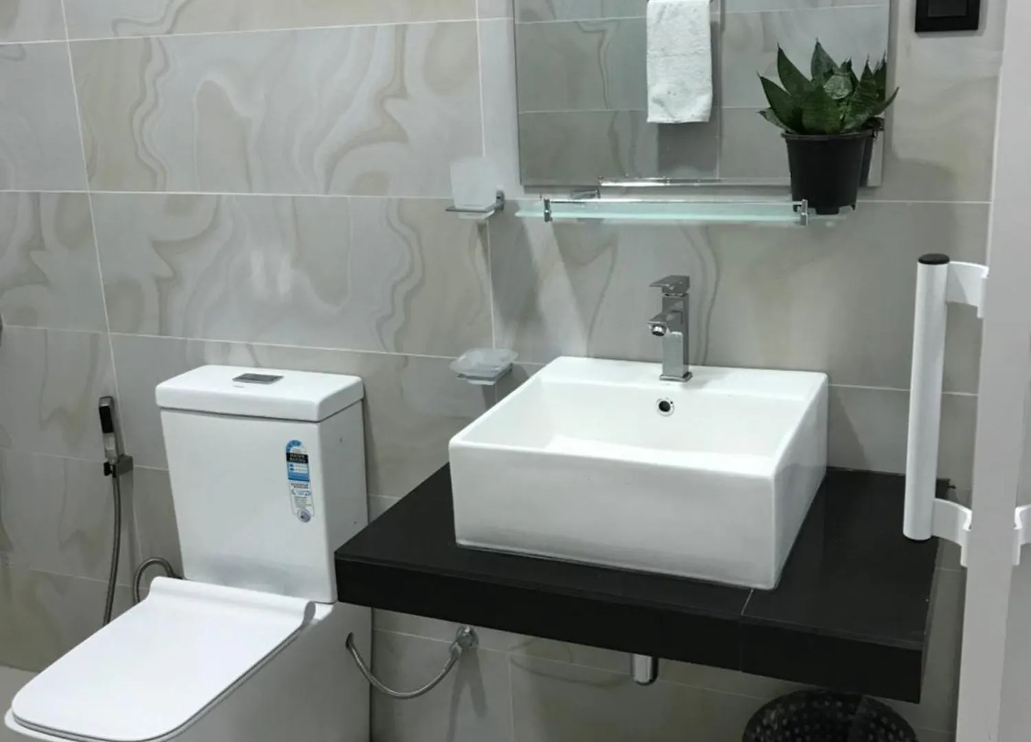 Проживание в семье Chathu Holiday Home Канди