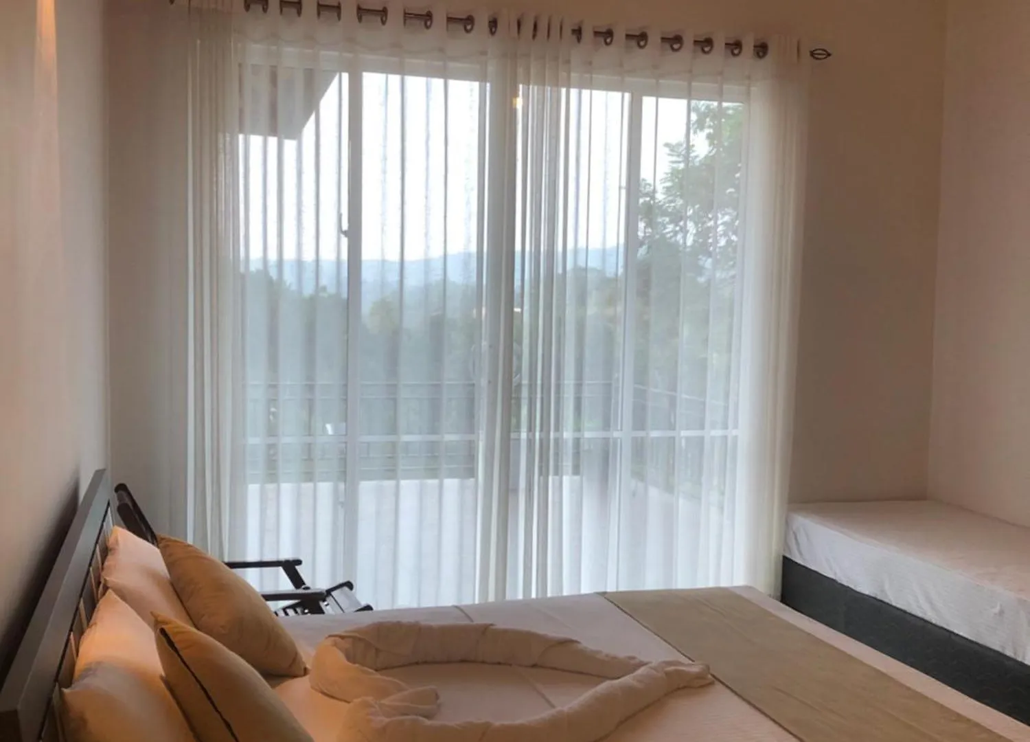 Chathu Holiday Home Канди 0*,  Шри-Ланка
